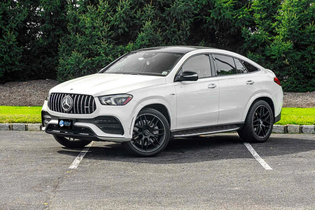 Mercedes-Benz GLE Coupé AMG, white